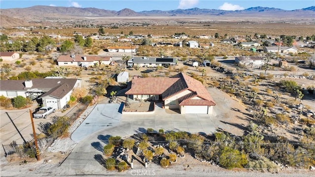 32758 Spinel Rd, Lucerne Valley, CA 92356 - bird's eye view featuring a mountain view