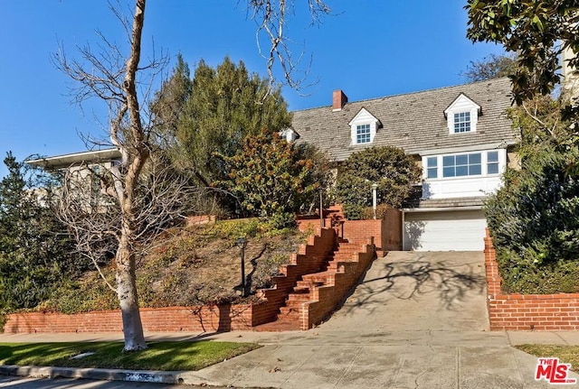 view of front facade featuring a garage