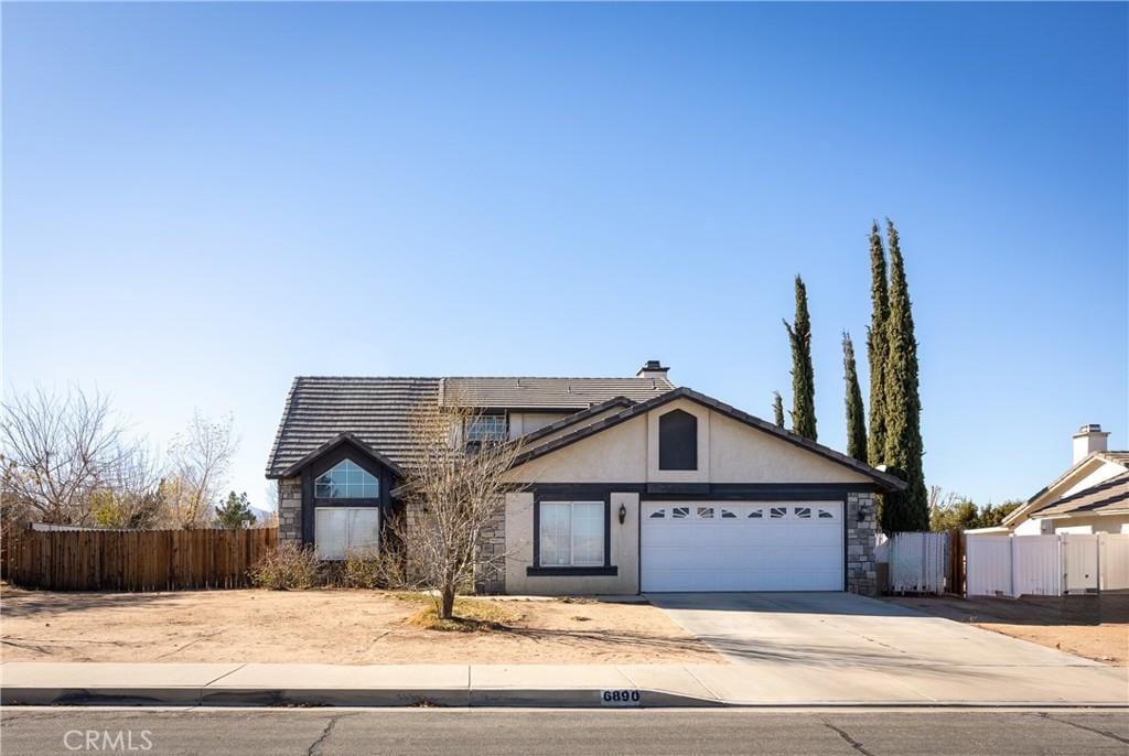 view of front of house featuring a garage