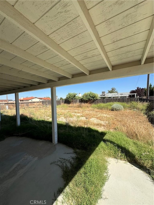 view of yard featuring a patio area