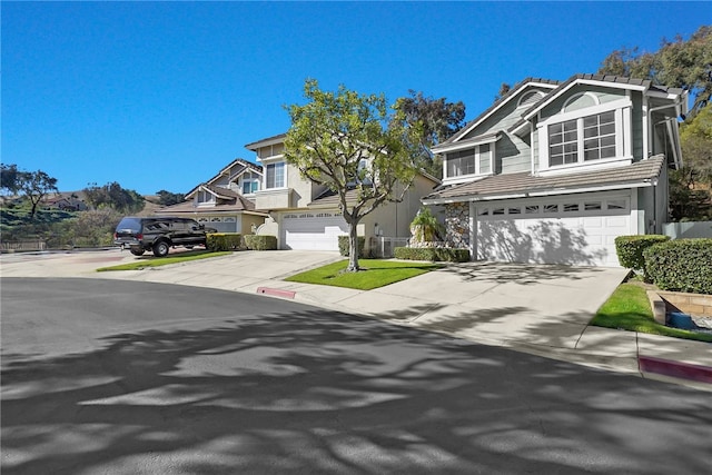 view of front property featuring a garage