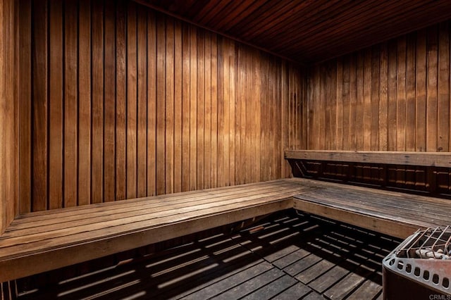 view of sauna / steam room