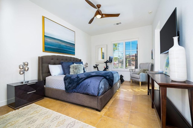 bedroom with ceiling fan