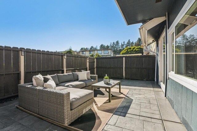 view of patio / terrace featuring an outdoor hangout area