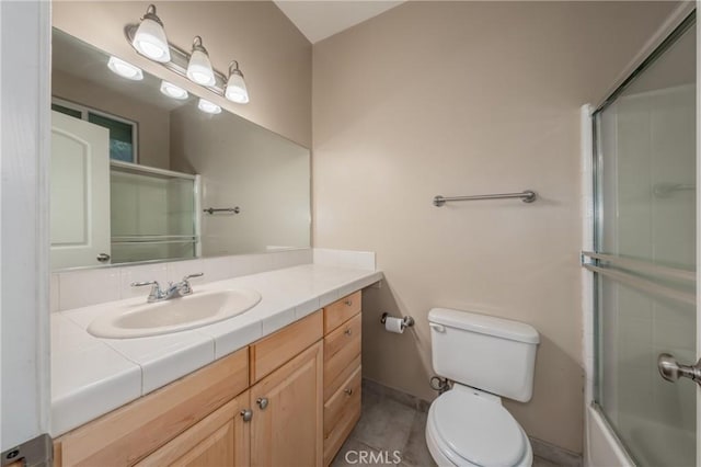 10401 Point Lakeview Rd, Kelseyville, CA 95451 - bathroom featuring toilet, bath / shower combo with glass door, and vanity