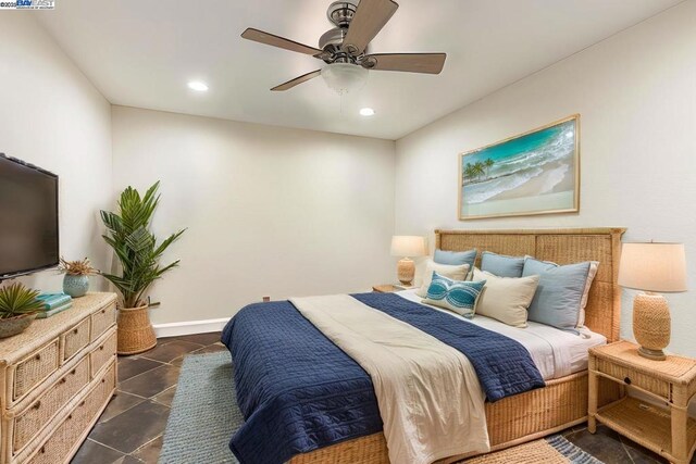 bedroom featuring ceiling fan