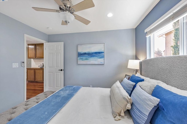 bedroom featuring ceiling fan