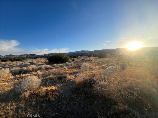 Listing photo 2 for 9610 Mescalero Rd, Phelan CA 92371