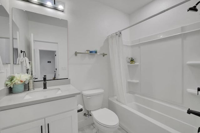 full bathroom featuring toilet, vanity, and shower / tub combo with curtain