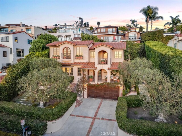 view of mediterranean / spanish-style home