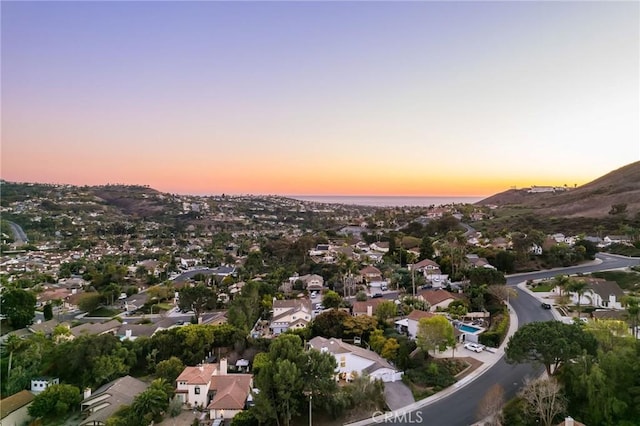 view of aerial view at dusk