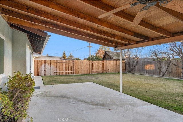 view of patio featuring ceiling fan