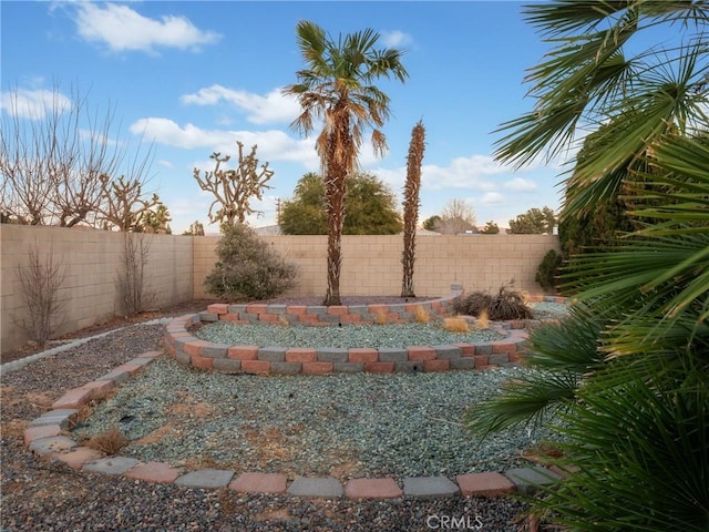 20276 Waco Rd, Apple Valley, CA 92308 - view of yard