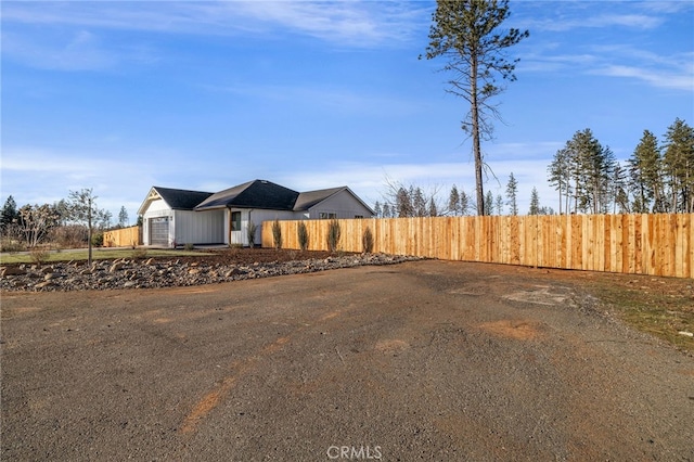 view of front of property