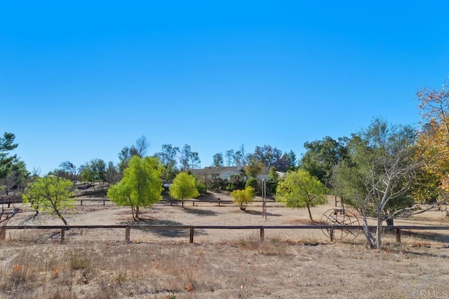 view of yard featuring a rural view