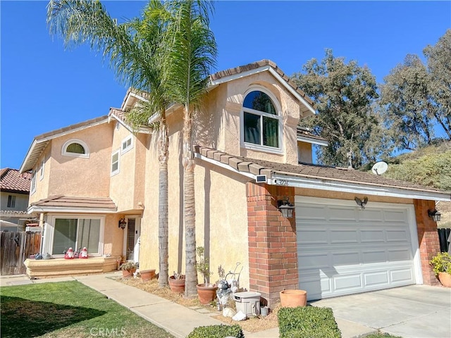 view of front facade featuring a garage