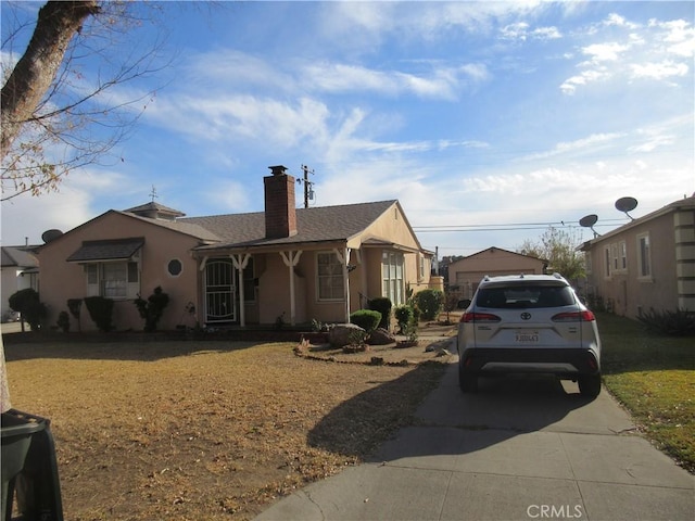 view of front of property