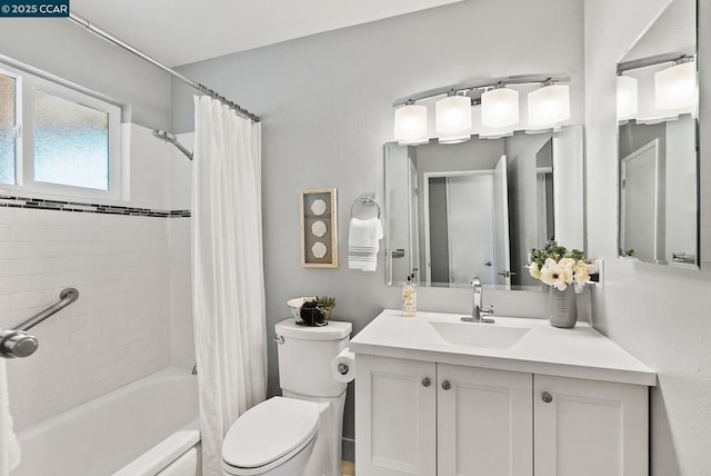 full bathroom featuring toilet, vanity, and shower / bath combo