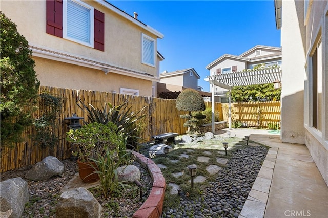 view of yard featuring a patio