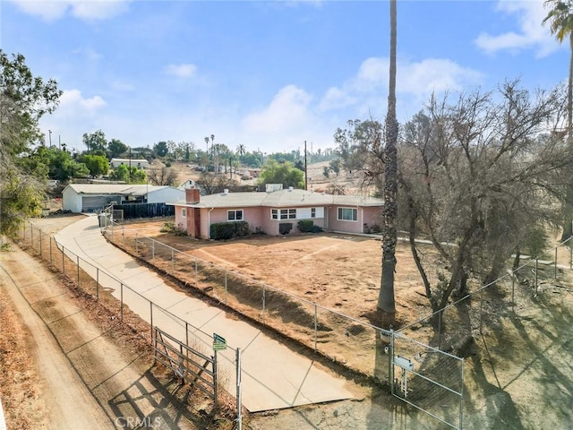 view of front of property