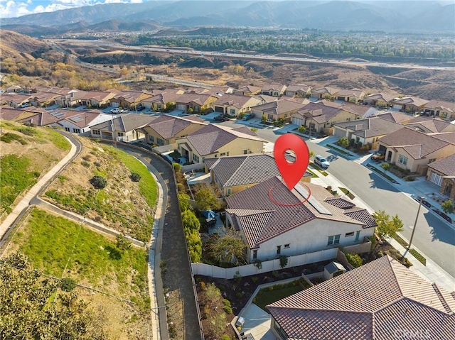 bird's eye view featuring a mountain view