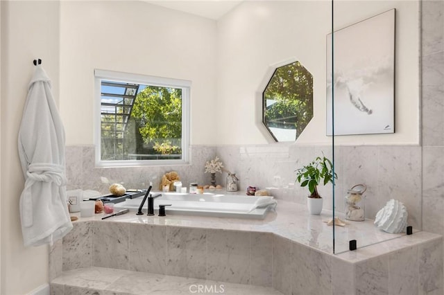 bathroom featuring a bathtub