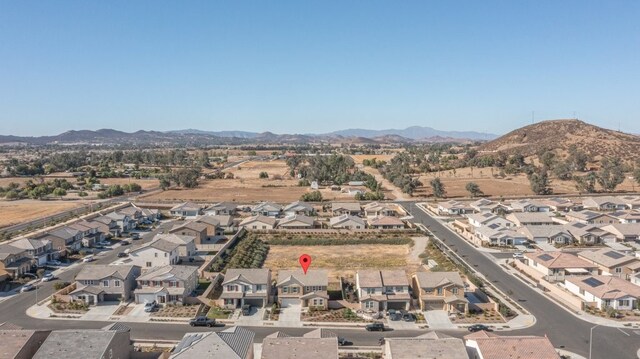 bird's eye view featuring a mountain view