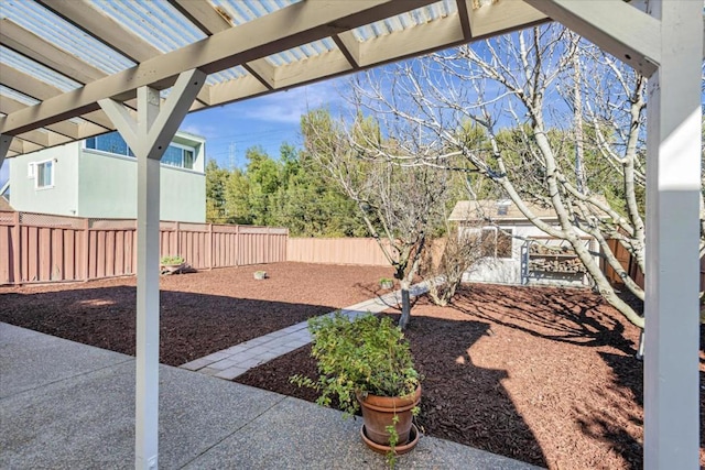 view of yard featuring a pergola and a patio