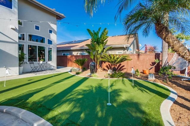 view of yard featuring a patio area