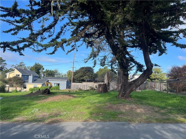 Listing photo 2 for 0 Blythe Pl, Cambria CA 93428