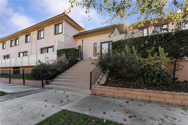 view of front of home