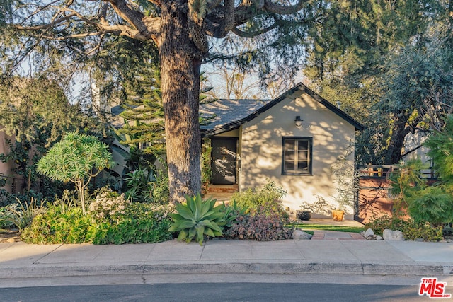 view of front of house