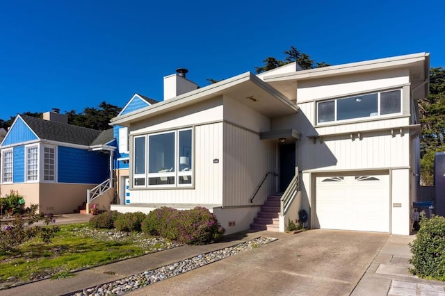 view of front of home featuring a garage