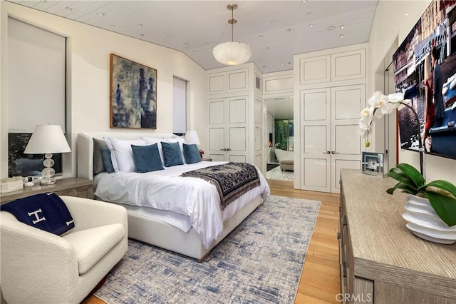 2538 Monaco Dr, Laguna Beach, CA 92651 - bedroom with light wood-style floors
