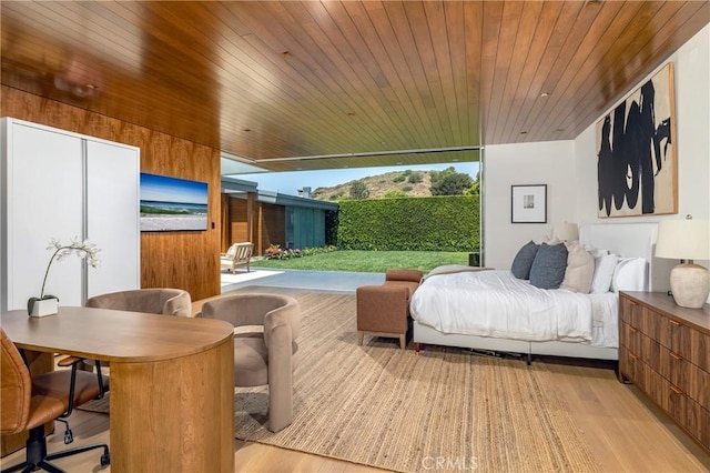 2538 Monaco Dr, Laguna Beach, CA 92651 - bedroom with wood finished floors and wooden ceiling