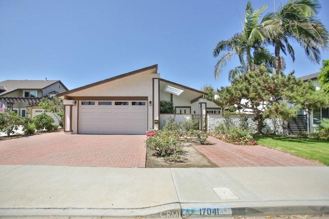 view of front of house featuring a garage