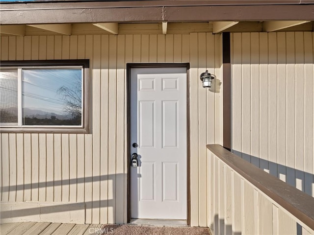 view of property entrance