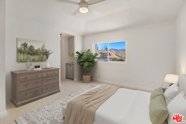 bedroom with ceiling fan