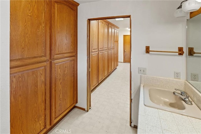 bathroom featuring sink