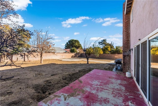 44028 Halcom Ave, Lancaster, CA 93536 - view of yard featuring a patio