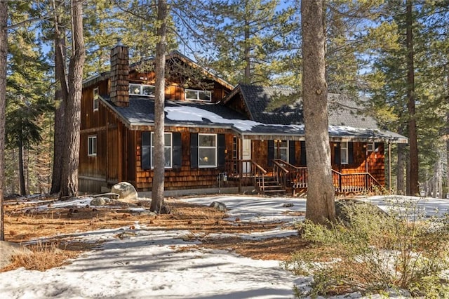 view of front facade featuring covered porch