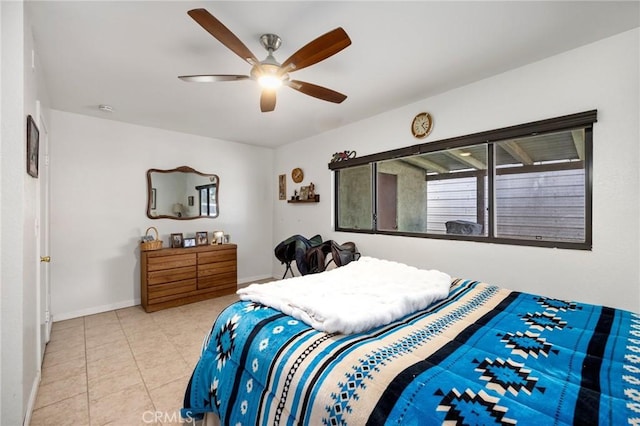 bedroom with ceiling fan