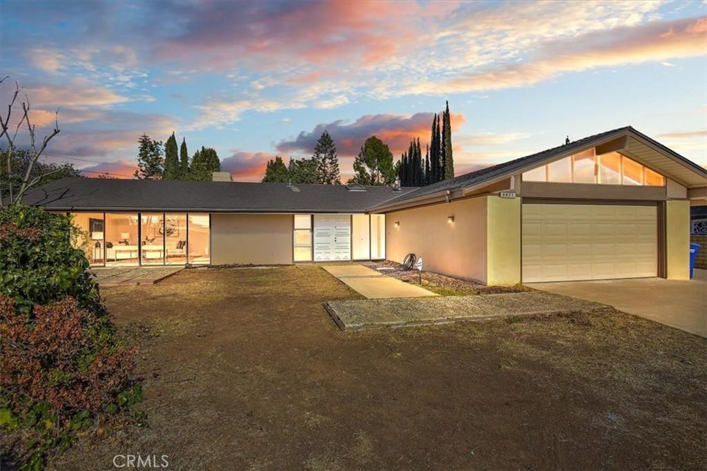 ranch-style house with a garage