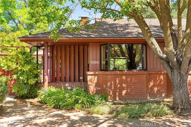 view of outdoor structure