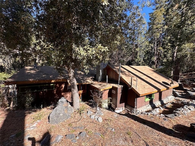 view of side of home