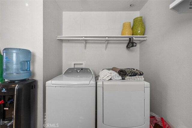 laundry area featuring washer and dryer