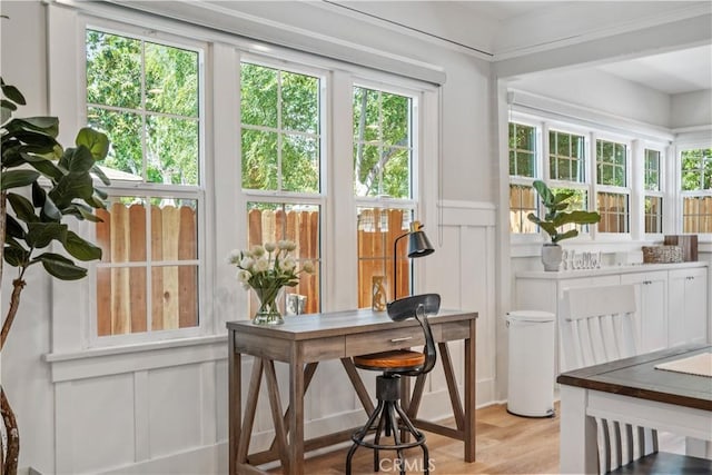 view of sunroom / solarium