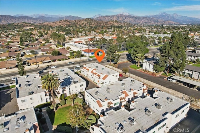 bird's eye view featuring a mountain view