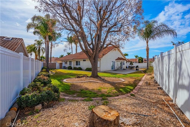 view of yard with a patio