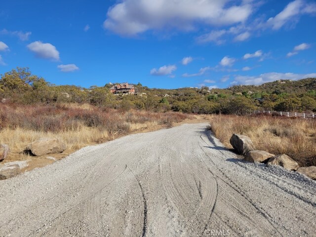 Listing photo 2 for 956 Crazy Horse Canyon Dr, Aguanga CA 92536